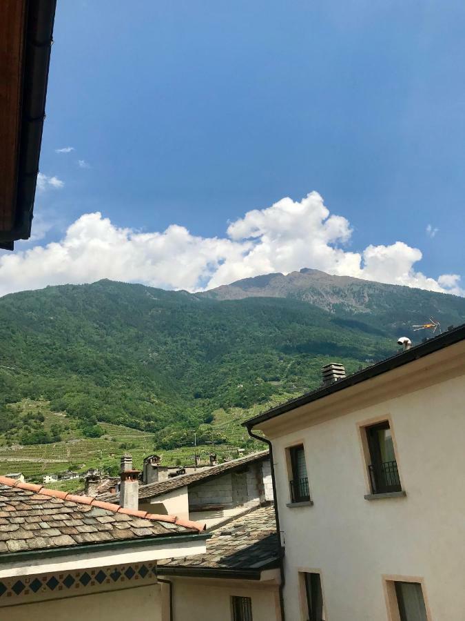 卡图宁住宿加早餐旅馆 蒂拉诺 外观 照片